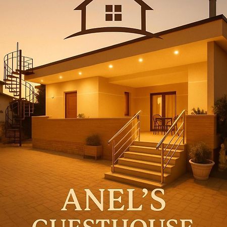 Anel'S Guesthouse Berat Eksteriør billede